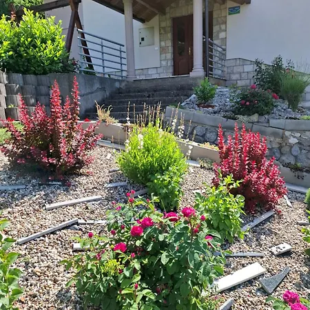 Holiday home Djuric *